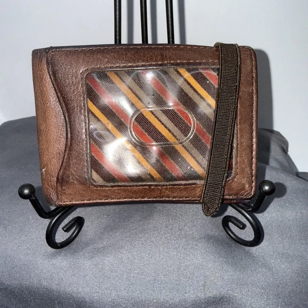 Vintage Brown Leather Men's Billfold  Credit Card Slots And Elastic Band Closure